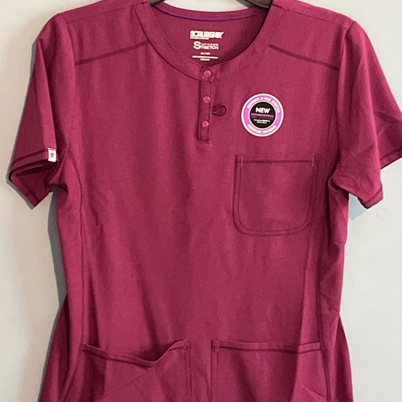 SELLING SCRUBSTAR TOP FOR WOMEN SIZE XS COLOR BURGUNDY - Picture 2 of 10